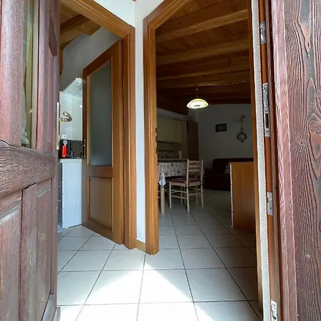 Lo Mition De Pra-pere Challand-Saint-Anselme